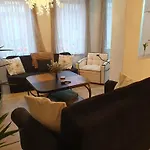 Hochwertige Διαμέρισμα *