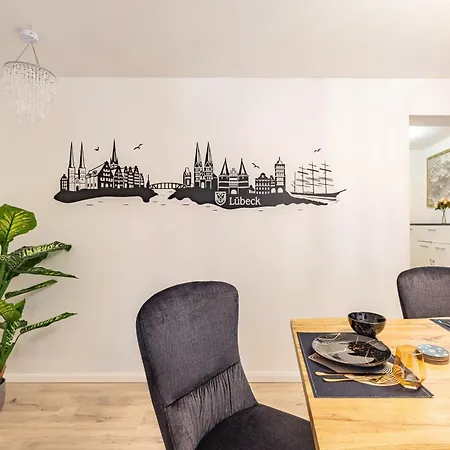 Hochwertige * Lübeck